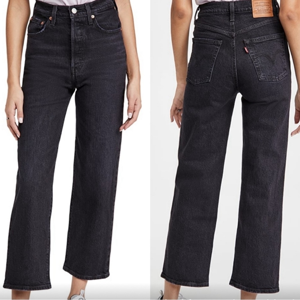 Levi's High Rise Ribcage Black Jeans
